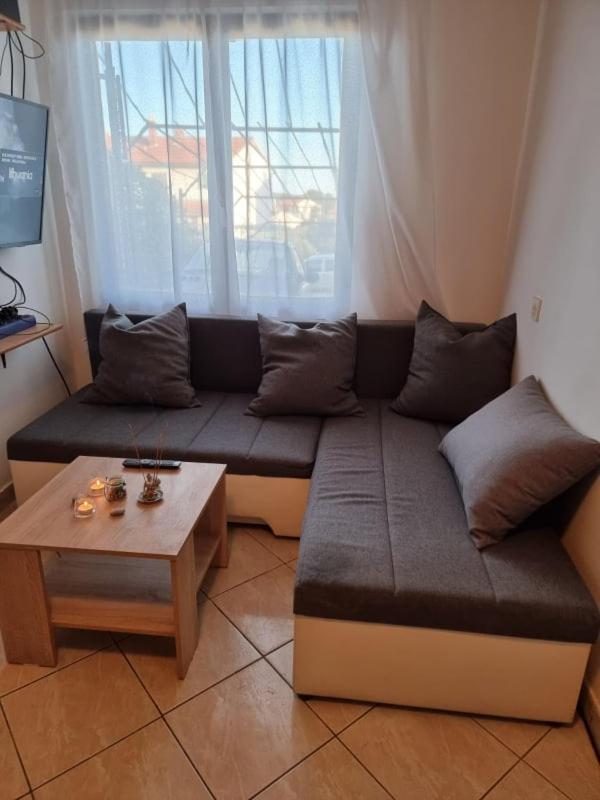 Apartmani Petra Пула Экстерьер фото