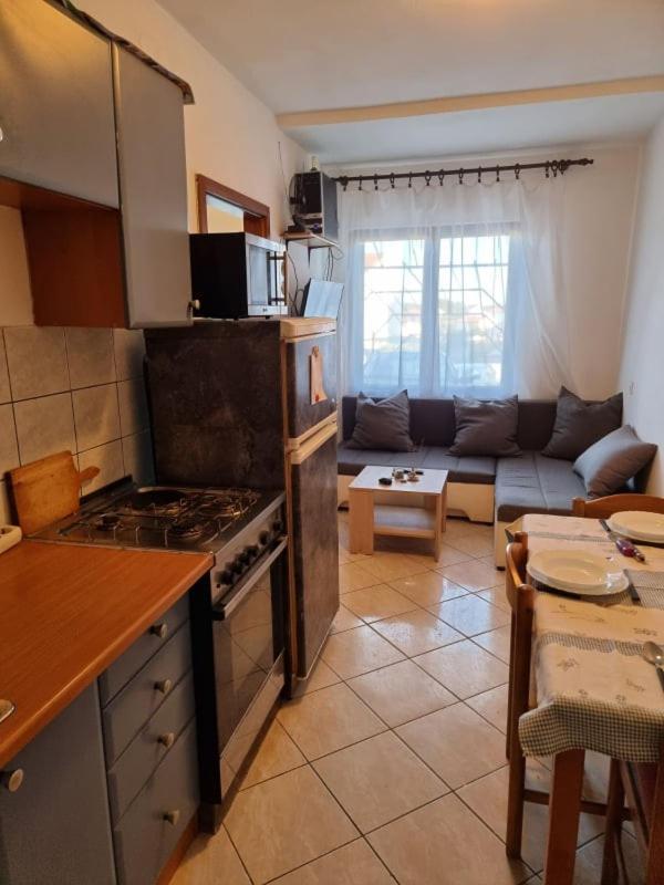 Apartmani Petra Пула Экстерьер фото